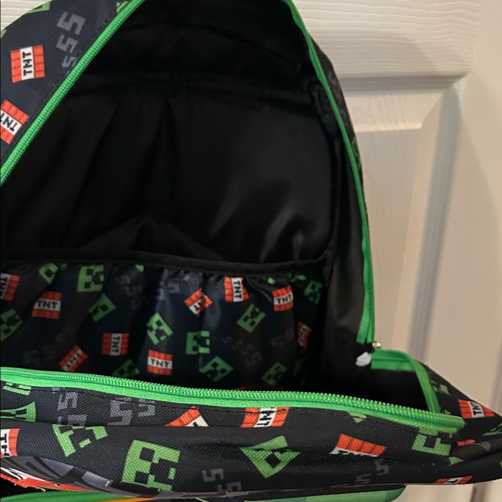 Minecraft Tnt Light Up Backpack - image 3